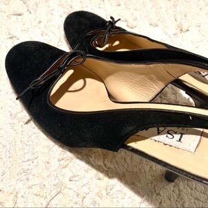 ISAAC MIZRAHI Black Suede Heels